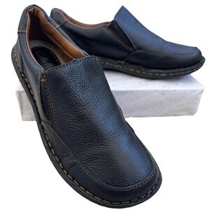Women’s Slip-On Casual Loafers. Black Pebbled Leather. Cabela’s Brand. Comfort!